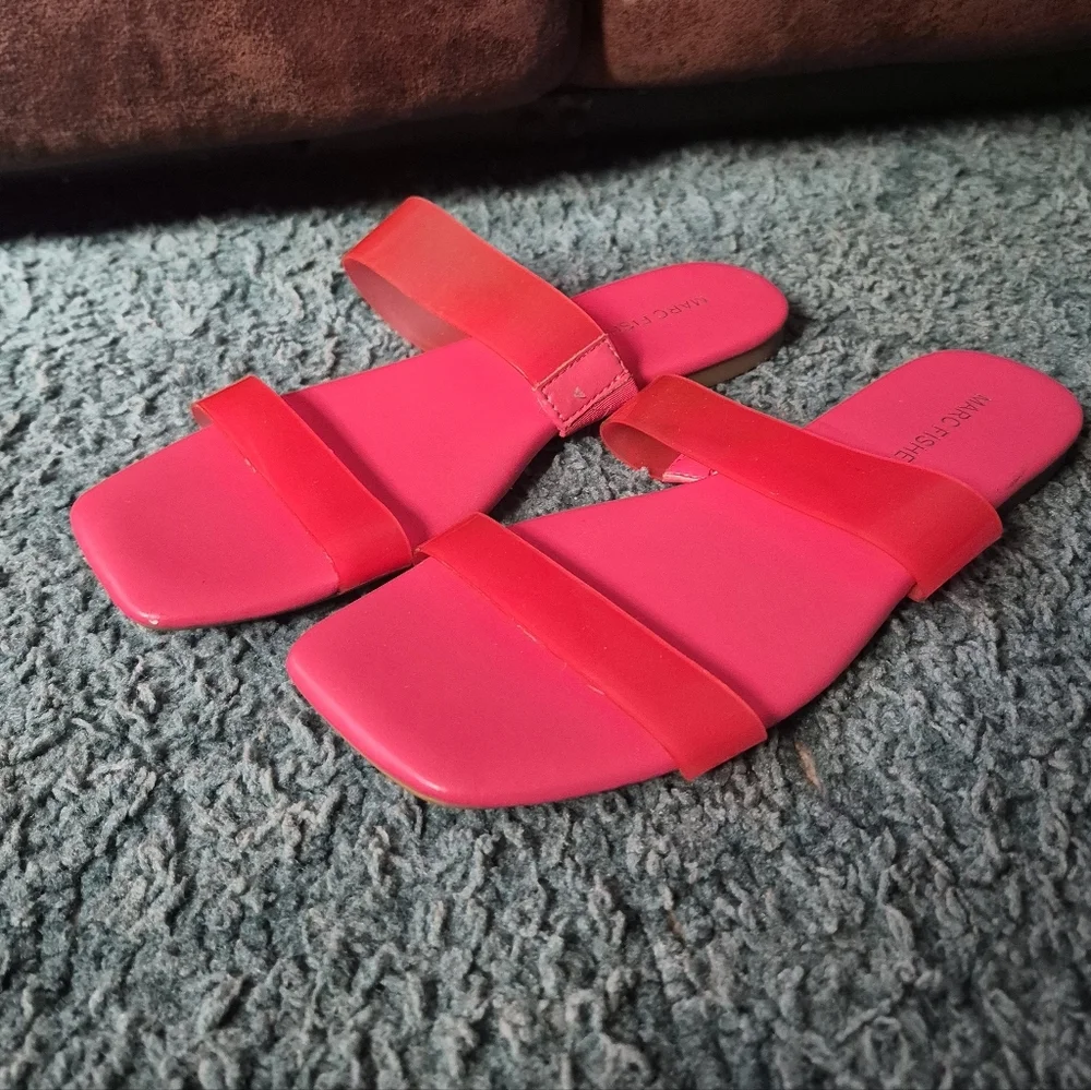 Marc Fisher Red Pink Sandals 7.5M